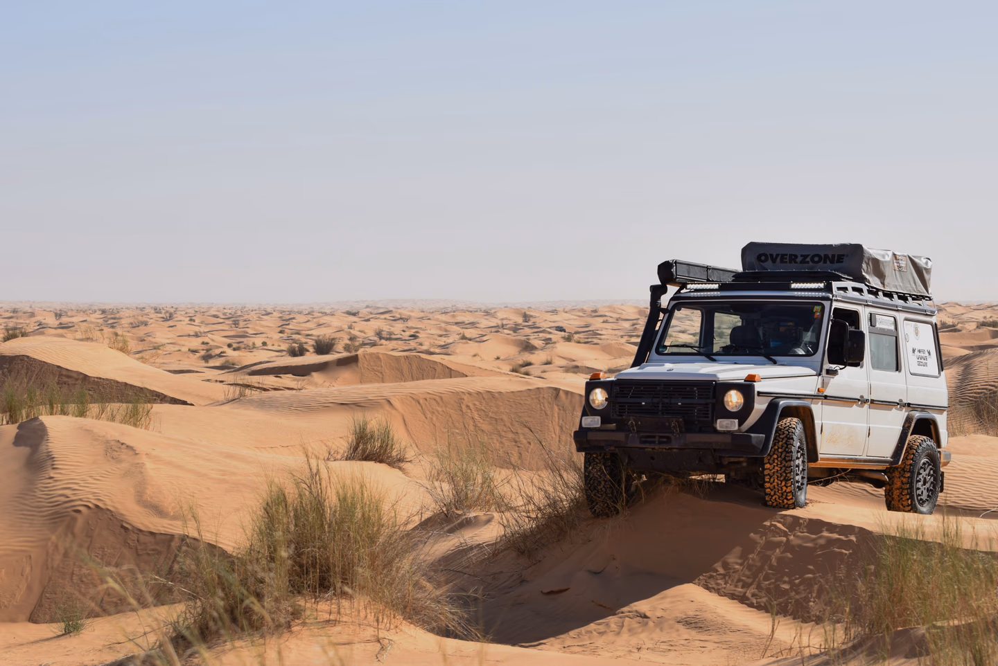 Walger Works Dachträger — Mercedes G-Klasse frontal, Sahara